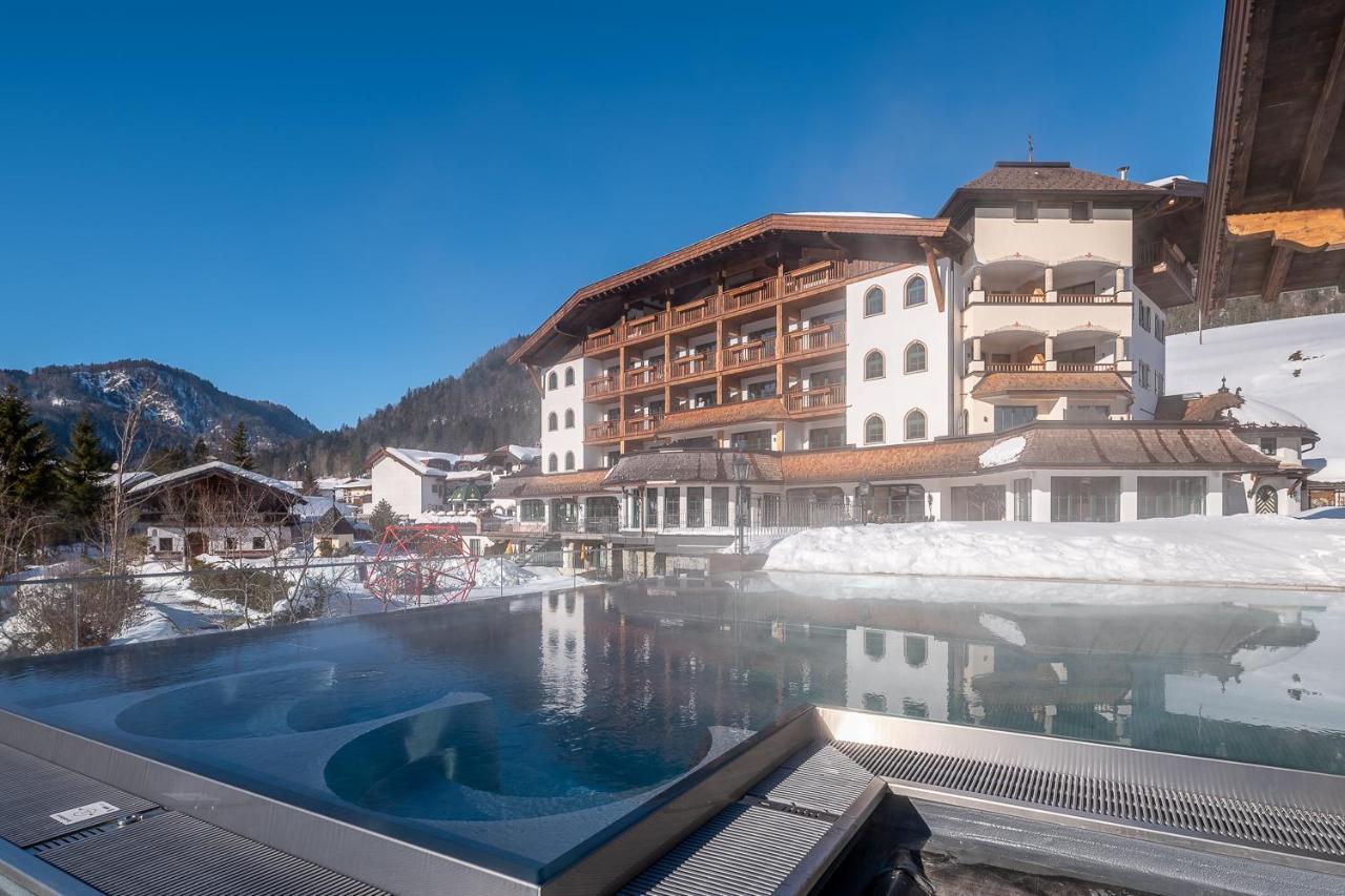 Hotel Gasteiger Jagdschlössl Kirchdorf in Tirol Exterior foto