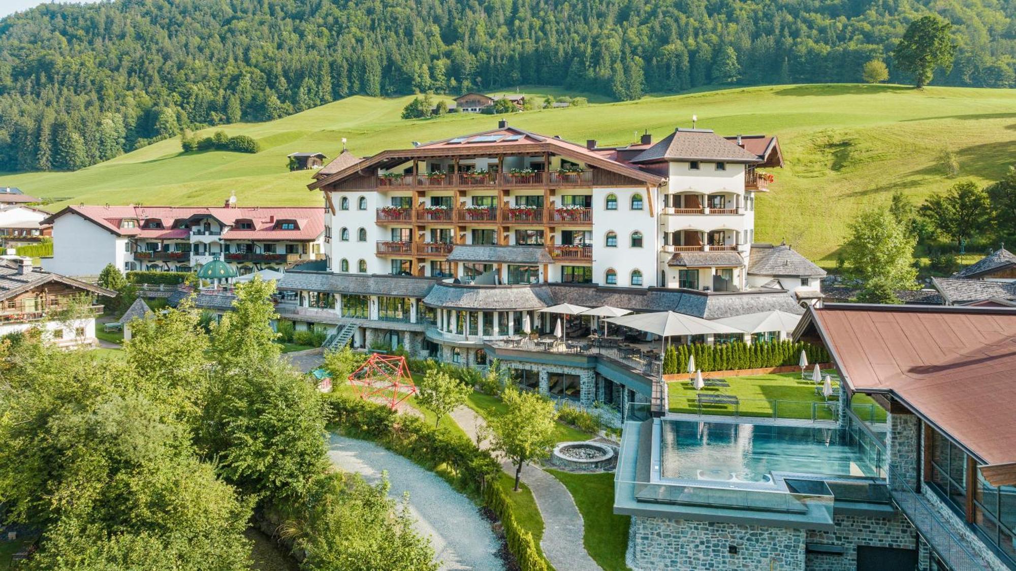 Hotel Gasteiger Jagdschlössl Kirchdorf in Tirol Exterior foto