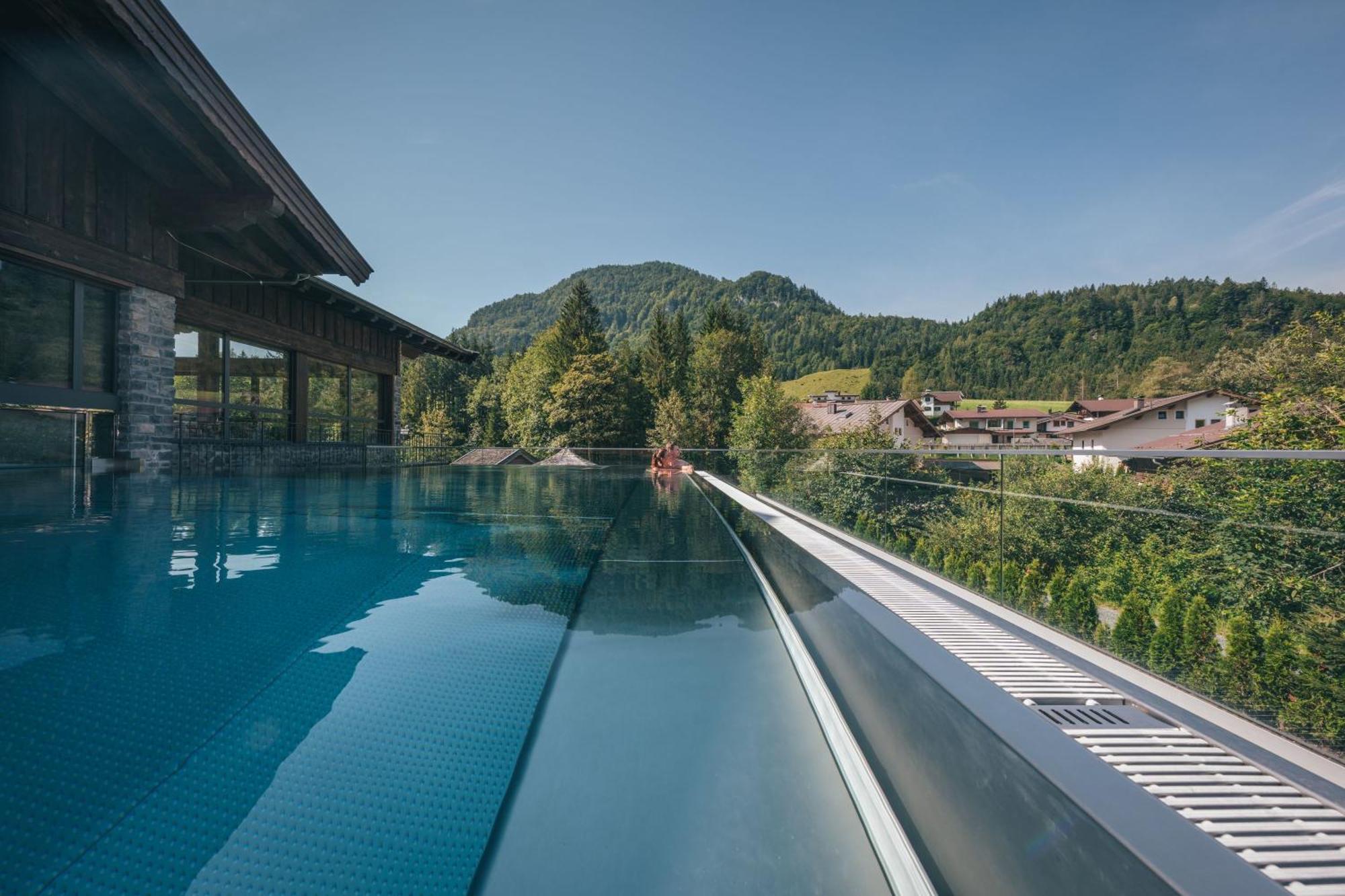 Hotel Gasteiger Jagdschlössl Kirchdorf in Tirol Exterior foto